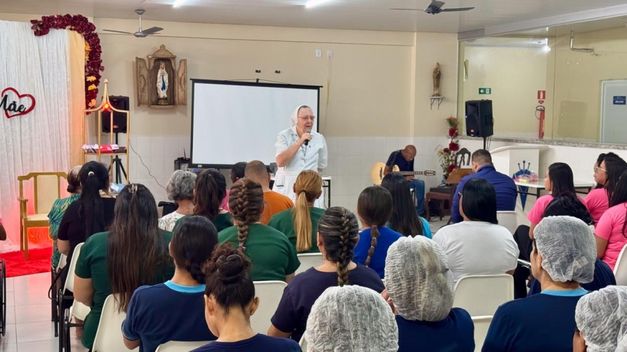 HOSPITAL SANTA MARCELINA DE PORTO VELHO COMEMORA O DIA DAS MÃES